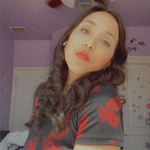 Meet your Posher, Priscilla